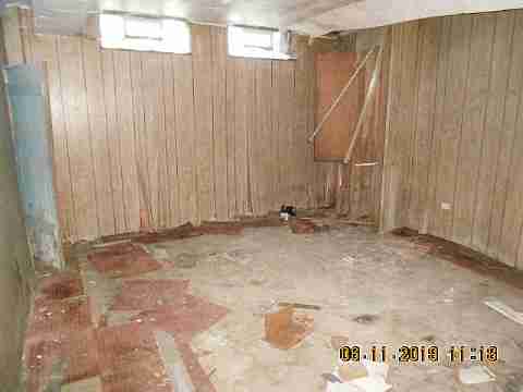 19310 St Aubin (33)_m.jpg